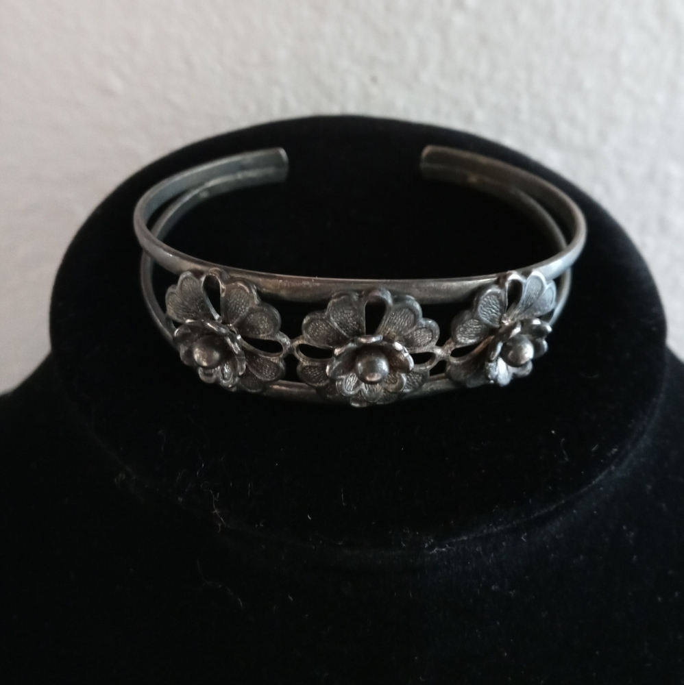 Vintage floral cuff bracelet